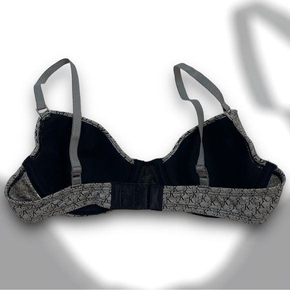True Vintage Deadstock Calvin Klein CK Monogram Bra Gray Mono - Picture 2 of 5